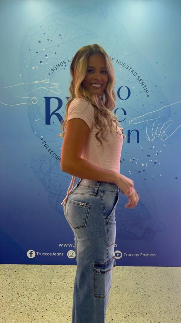 Body Casual Anudado en Espalda – Estilo y Sensualidad Sutil