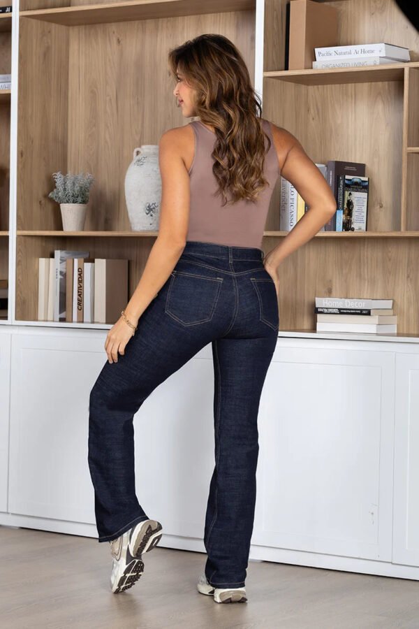 Jean Sculpt Straight – Tiro Alto que Define Tu Silueta