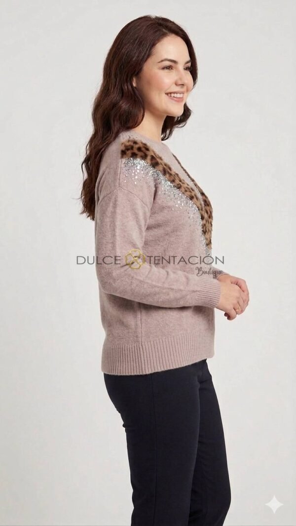 Sueter-2005-PLR(2) Abrigo Wild Glam – Animal Print con Brillo que Impacta