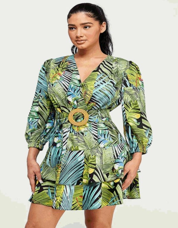 Vestido Corto-34660D (1) Vestido Tropical Fresh – Corte Corto que Estiliza en Verde