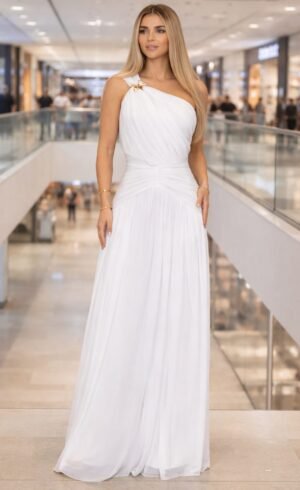 Vestido Aurea Blanc – Asimetría & Broche Dorado que Define Tu Silueta