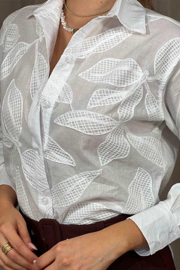 Camisa Ivory Bloom - Estilo Romantic Chic