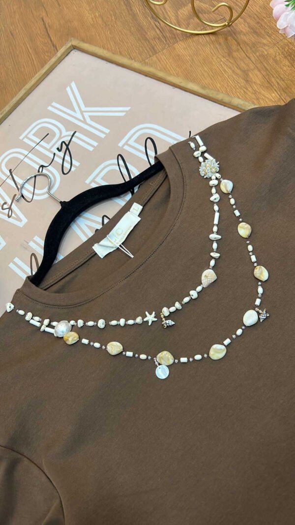 Camiseta-LC6201-CHO (2) Camiseta Ocean Mocha - Estilo Coastal Chic