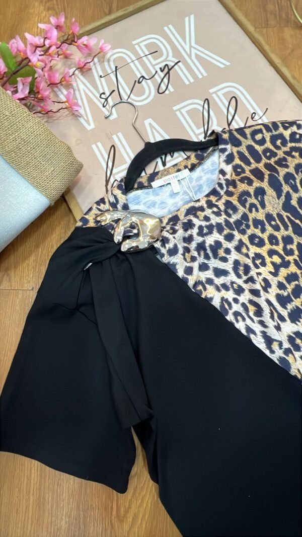 Camiseta Wild Noir Mix - Estilo Urban Glam