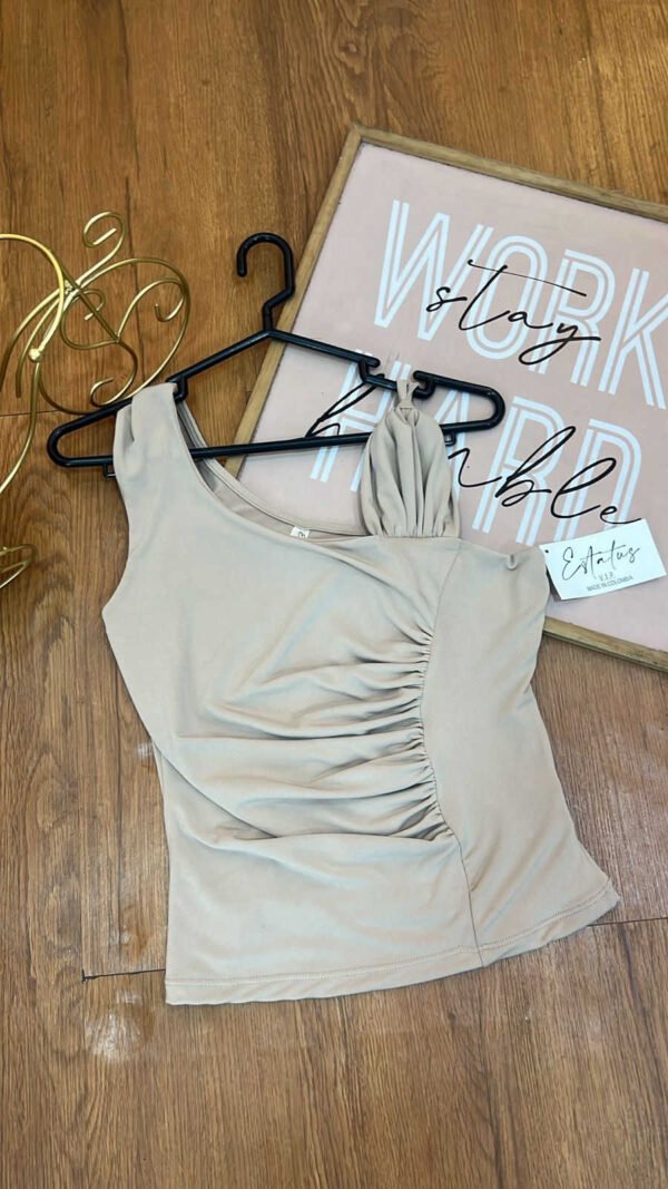 Blusa Silhouette Glow - Estilo Sculpt Chic