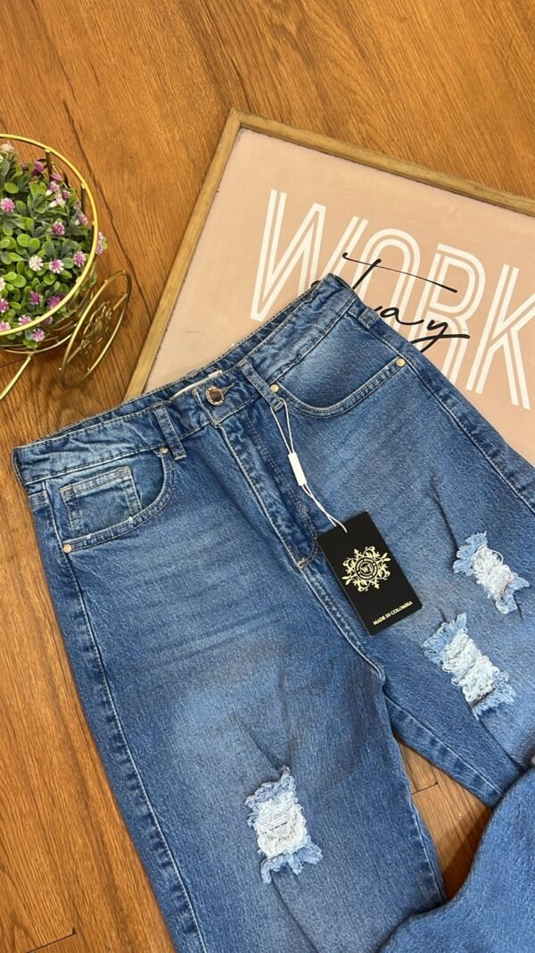 Jean-508-AZM (1) Jean Colombiano Rebel - Mom Fit Destroyed Azul Medio