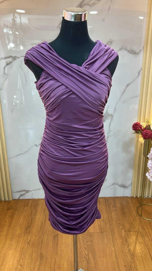 Vestido-CD20792-MOR (3) Vestido Aurora Drapé - Elegancia Cóctel Stretch