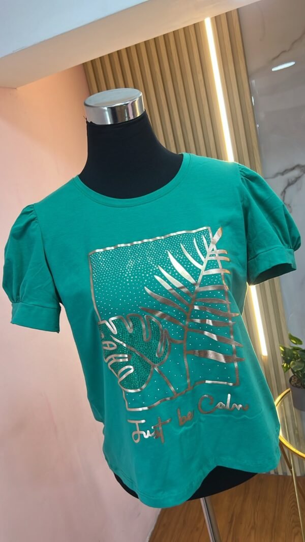 Camiseta Golden Muse - Casual Elegante con Manga Princesa