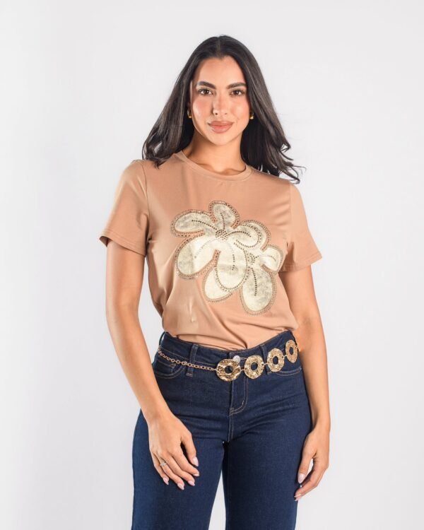 Camiseta Mocha Bloom - Slim Fit